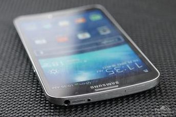 iPhone 6和Galaxy S5暫不會采用彎曲屏技術